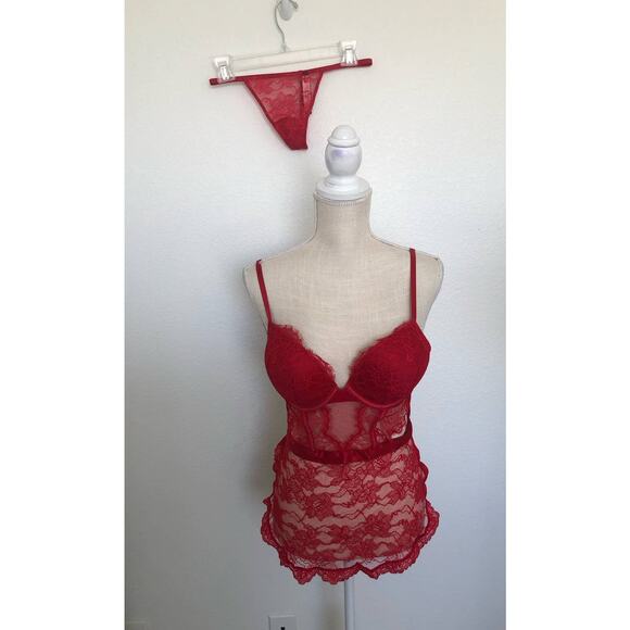 Victoria's Secret Bombshell Very Sexy Red Lace Padded Apron and Thong - M - Picture 2 of 9